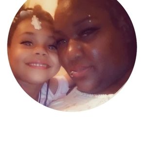 Meet your Posher, Candi